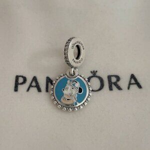 Disney Parks Pandora EPCOT Norway World Showcase Mickey Mouse Button Charm Park